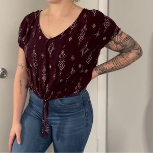 Cutout Shoulder Crop Top